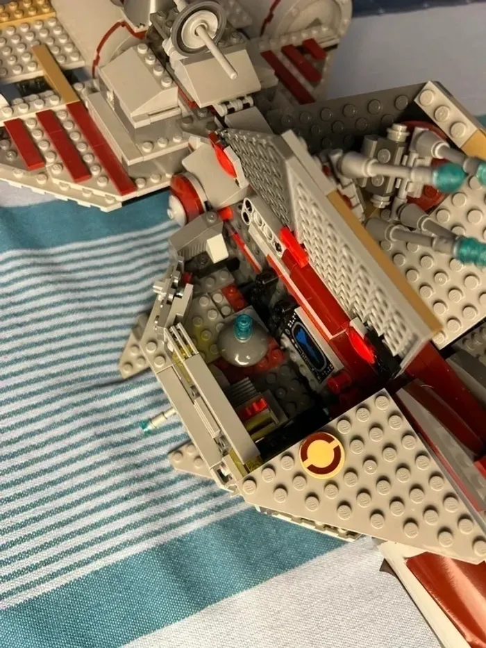 Lego Star Wars 7964 Fregate de La Republique sans figurine - photo numéro 3