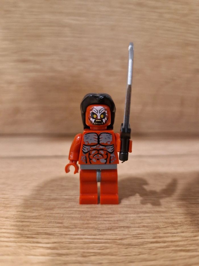 Figurine type lego Chef guerriers orcs seigneur des anneaux