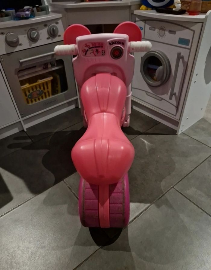 Moto Minnie - photo numéro 3