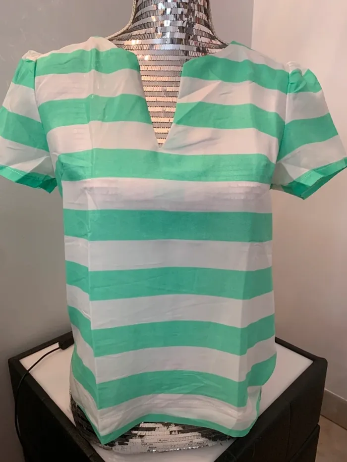 T-shirt à rayures taille M