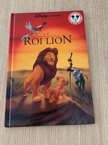 Livre Disney le roi lion