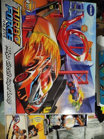 Circuit Super Loop + Montre Voiture vtech