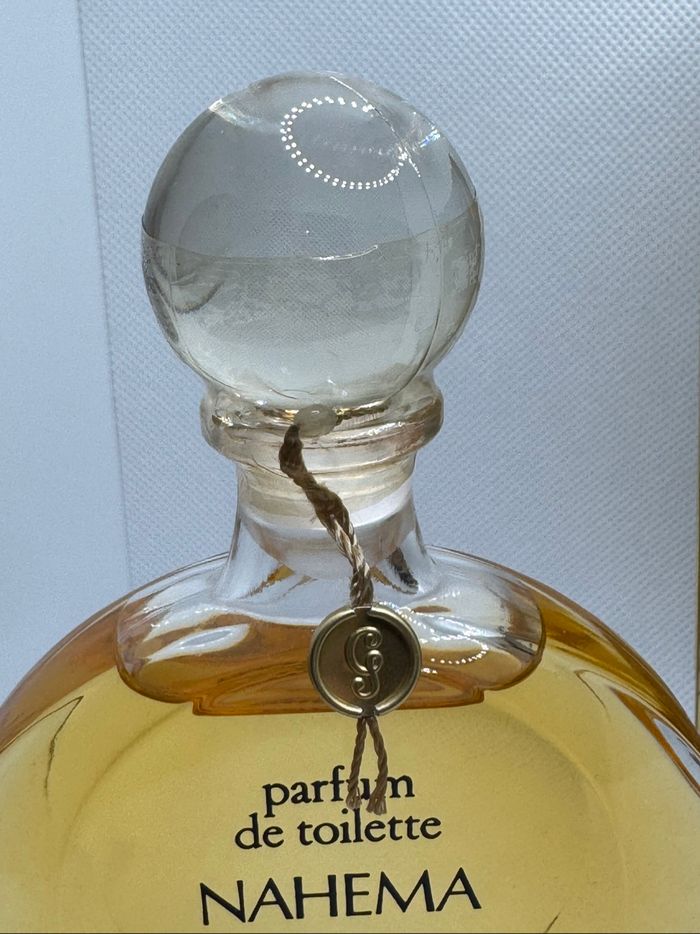 Parfum vintage Nahema de Guerlain - parfum de Toilette - photo numéro 2