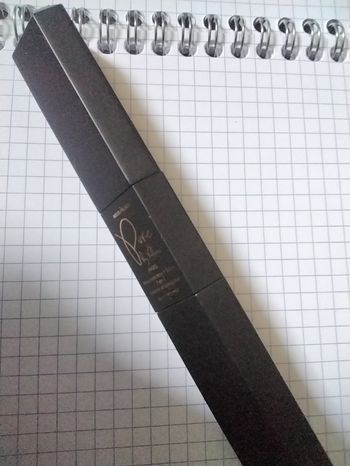 Mascara noir +base 2 en 1 volumes  +longueur