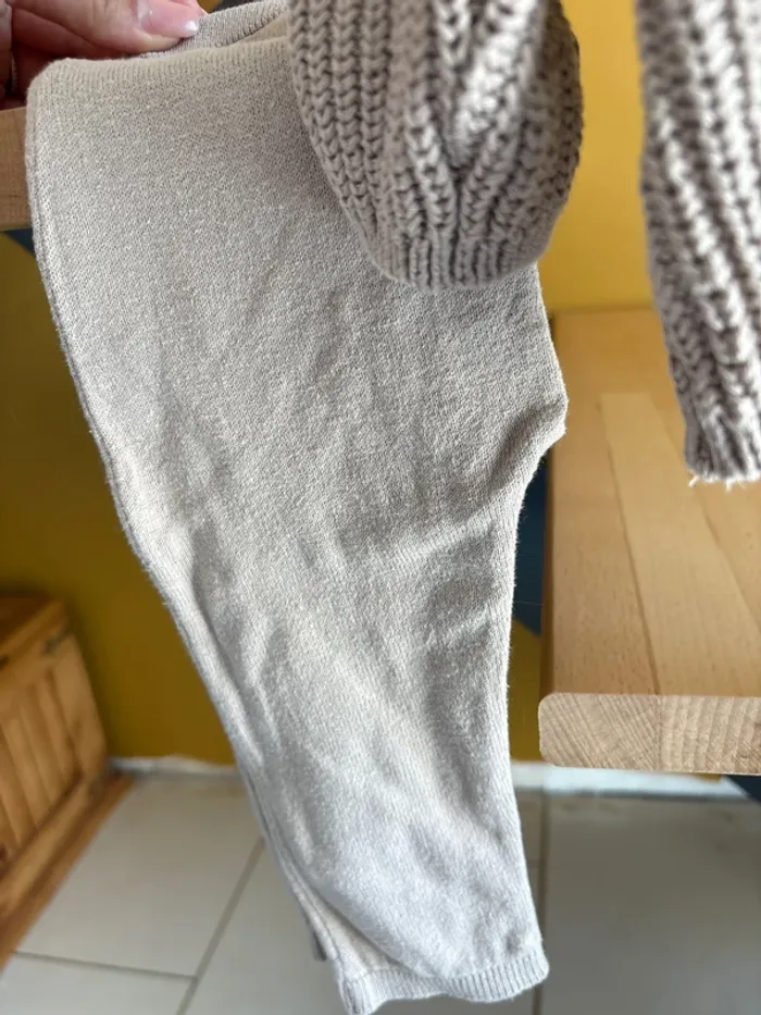 Gilet en maille + pantalon - photo numéro 2