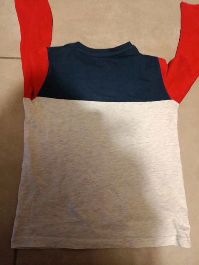 T shirt manches longues garçon 6 ans - photo numéro 3