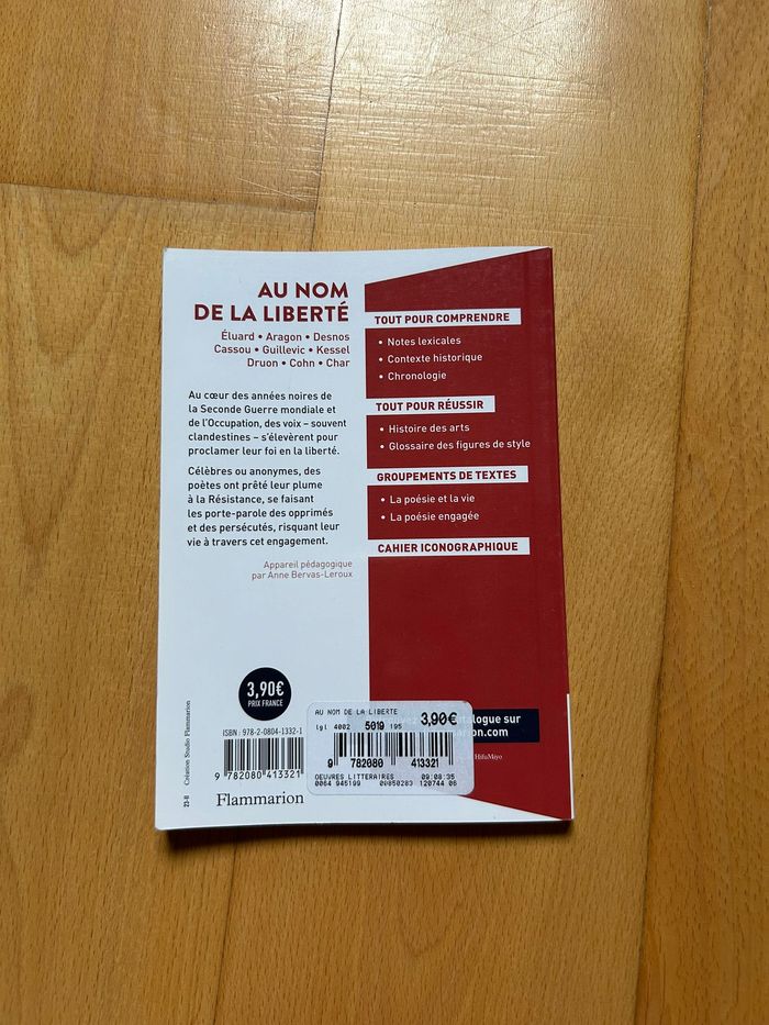livre au nom de la liberté, poèmes de la résistance - photo numéro 2