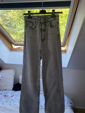 Jean gris large Zara