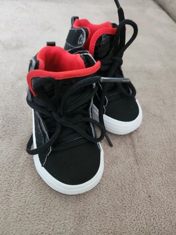 Bottines garçon  Adidas taille 22