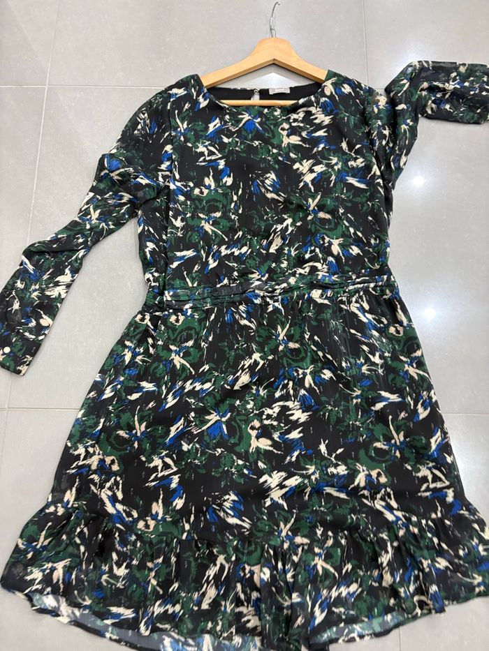 Vêtement femme - photo numéro 2