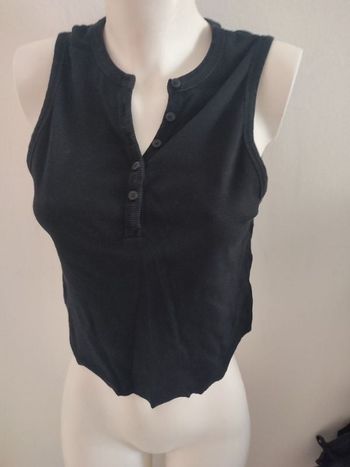 #kytie44femme. Débardeur sans manche courte taille 44