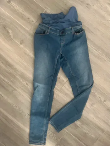 Jean de grossesse super skinny taille 36 l 30