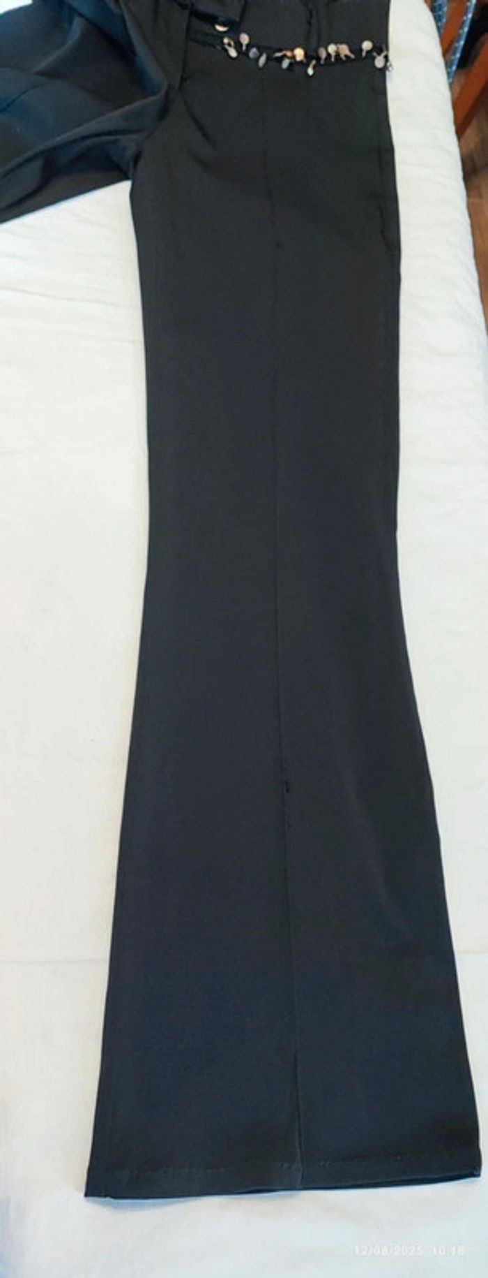 Pantalon noir boot cut - photo numéro 12