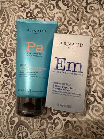 Lot de 2 produits Arnaud Paris neufs