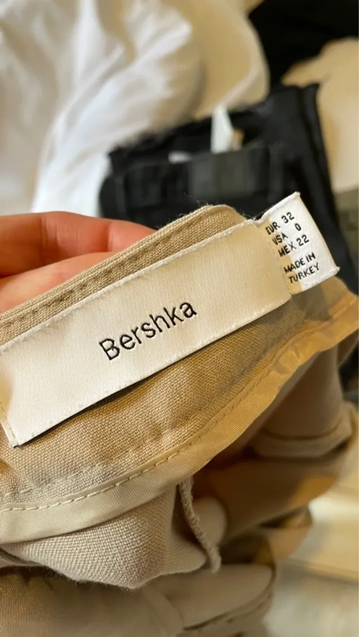 Pantalon droit beige large - bershka - photo numéro 4