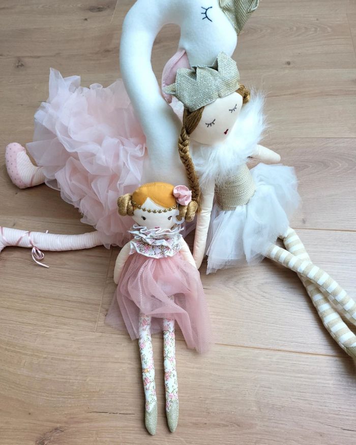 Lot peluches elegantes 2 cygnes ,1 souris et 2 poupees maison du monde - photo numéro 10