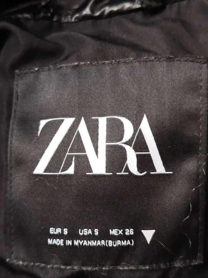 Doudoune courte noire Zara taille 36 - photo numéro 3