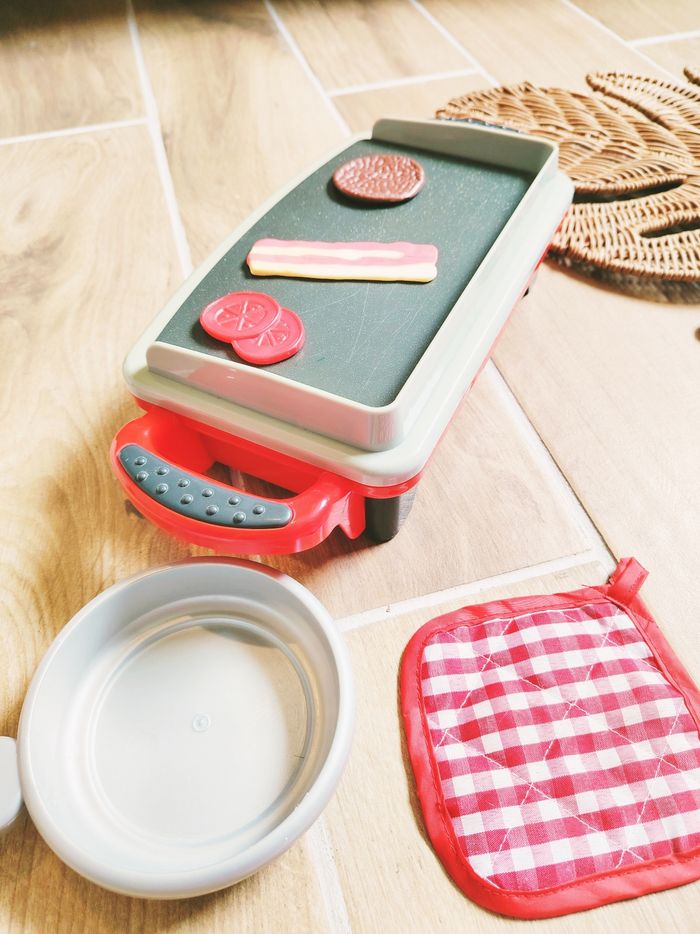 🥓Dinette plancha électronique sons et lumières avec divers aliments en plastique - photo numéro 4