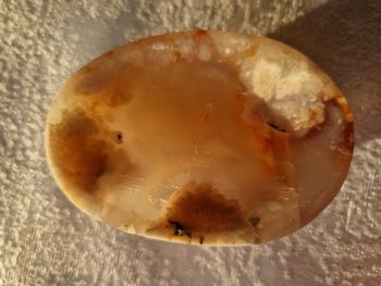 Agate fleur de Madagascar variété de calcédoine 103g neuve