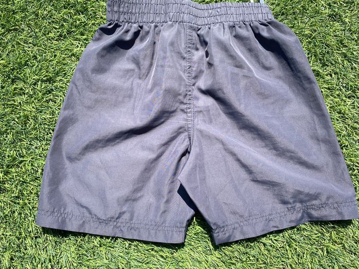 Short léger - photo numéro 3