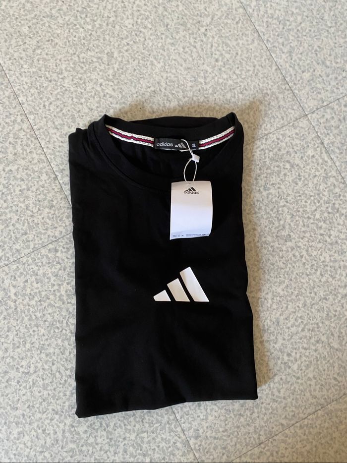 T-shirt Adidas noir - photo numéro 2