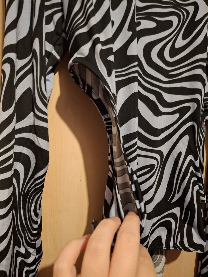 Body noir et blanc à motif Tally Weijl taille L - photo numéro 3