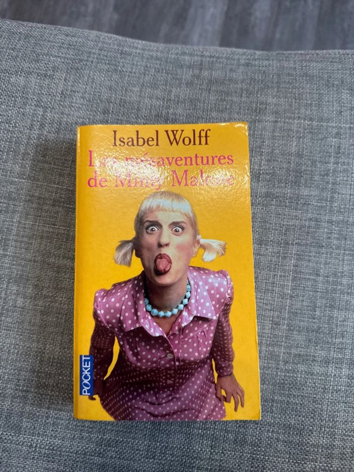 Livre les mésaventures de minty Malone - isabel Wolff