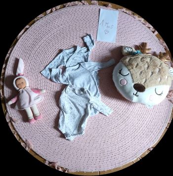 Lot de bodies 1 mois