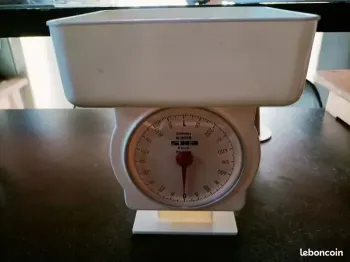 Balance vintage EKS (made in France) - 2kg - avec boîte