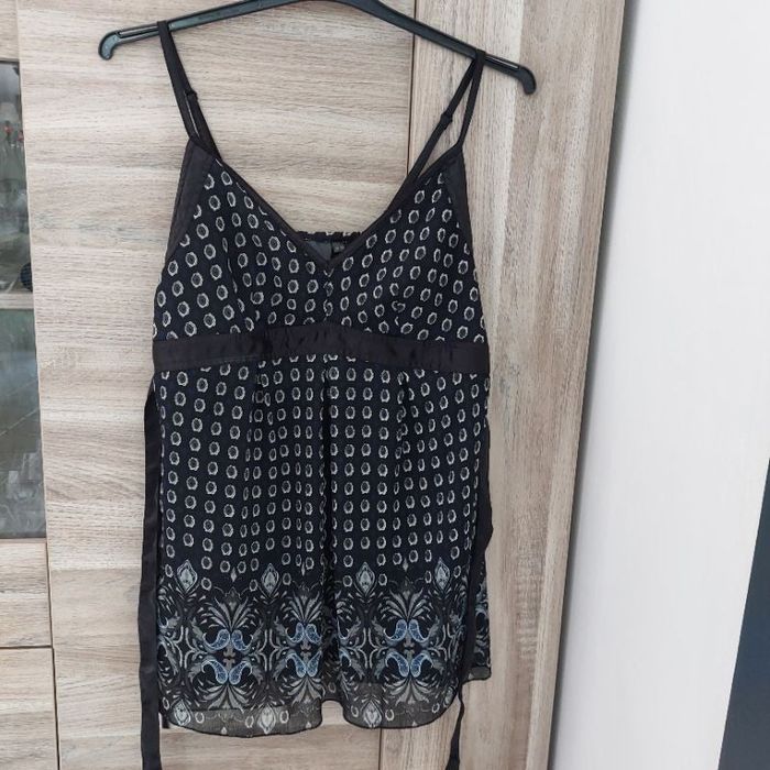 Blouse à bretelles de grossesse noire