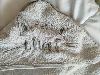 Cape de bain petit chat