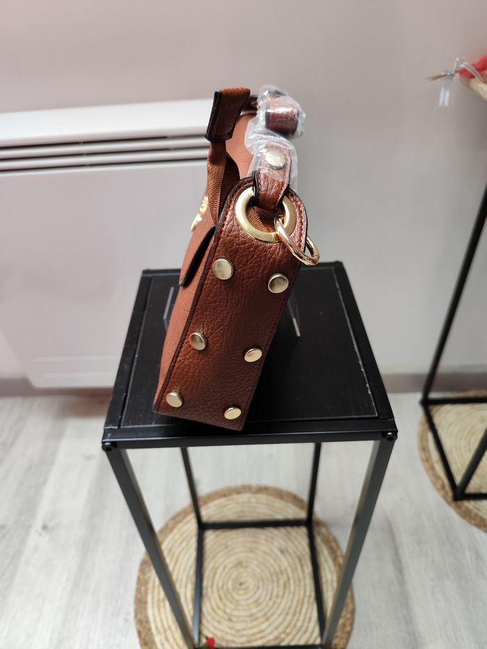 Sac à main avec bandoulière - photo numéro 4