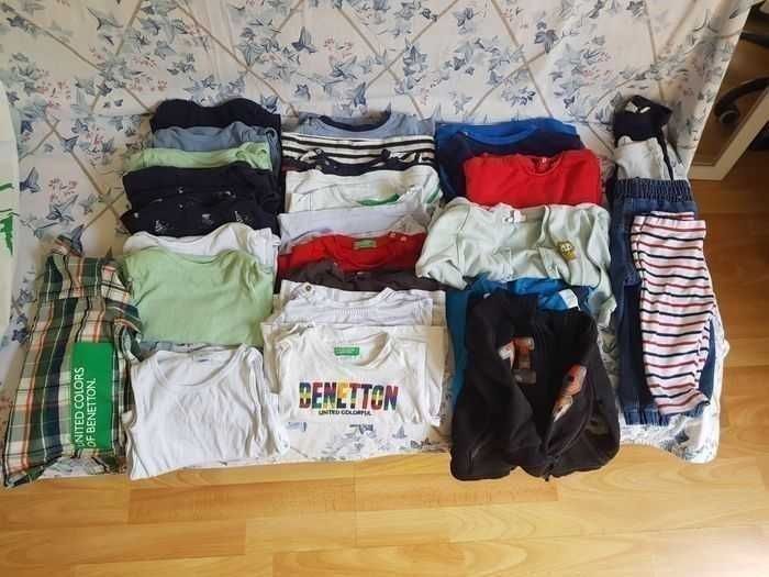 Lot de vêtements + de 30 articles ) pour bébé garçon 9-12mois