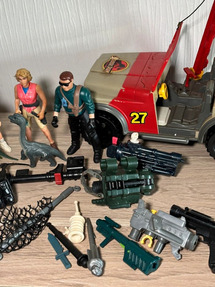 Énorme lot figurine jouet véhicule accessoires vintage JP Kenner jurassic park - photo numéro 4