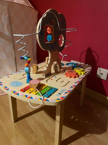 Table activités et éveil 