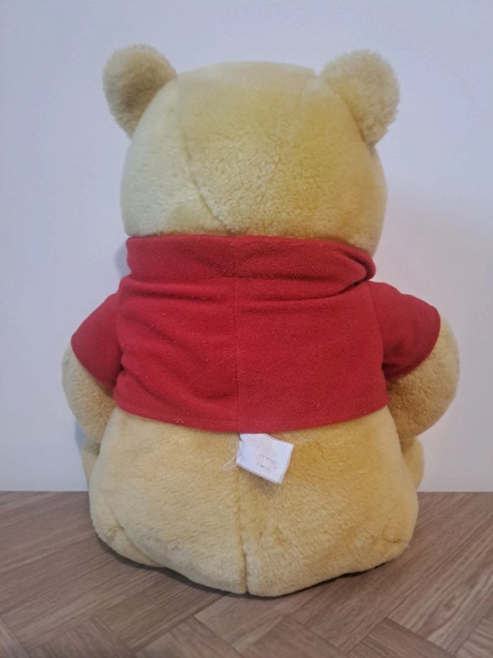 Jolie peluche Winnie Disney - photo numéro 3