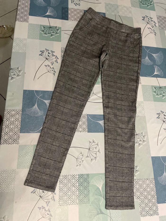 Legging gris et noir Gemo 12ans