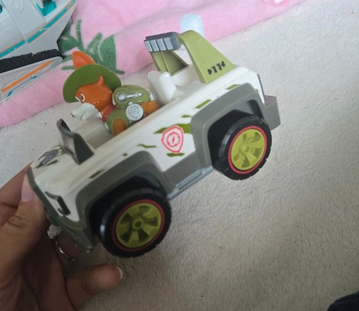 Véhicule et figurine Tracker - photo numéro 2