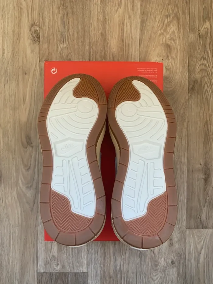 Nike Air Jordan 1 Elevate High – Coloris White/Grey - photo numéro 2
