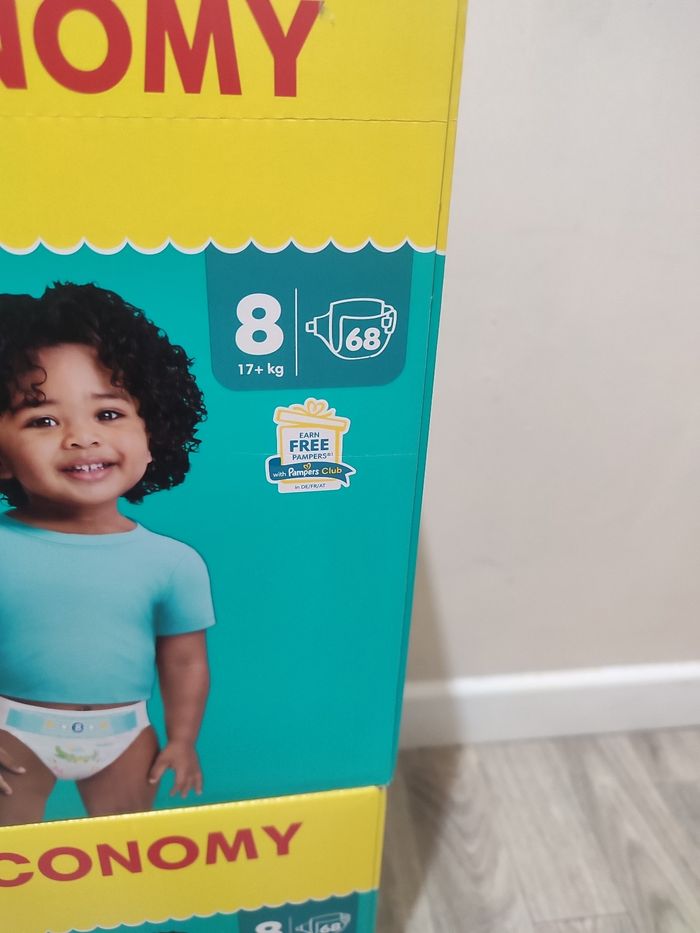 Couche Pampers taille 8 - photo numéro 2