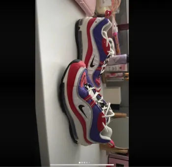 Nike air Max 98 (blanc,rouge et violet)