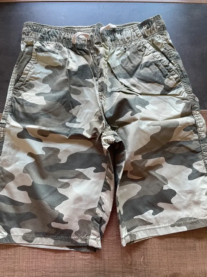 Lot de bermuda/short 12 ans - photo numéro 7