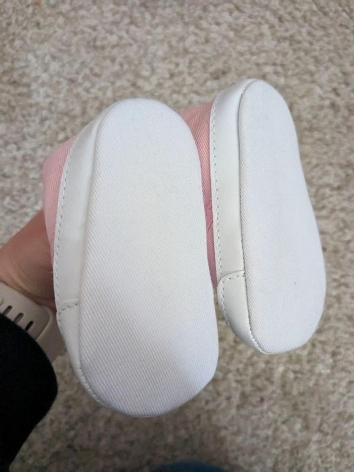 Baskets en toile neuves - photo numéro 2