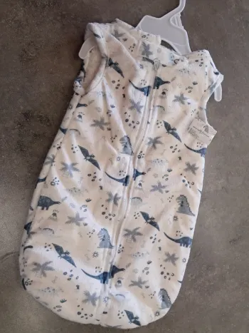 gigoteuse turbulette garcon 0/3 mois neuve