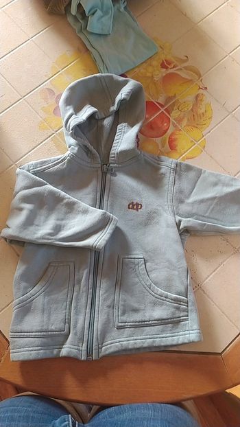 Gilet capuche 3 ans