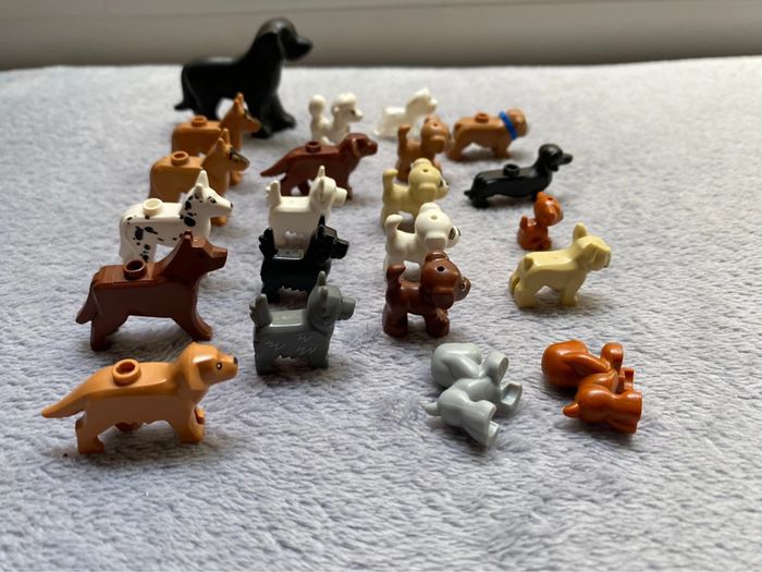 Lot de 22 chiens lego différents (dogs), plusieurs races de chiens - photo numéro 3