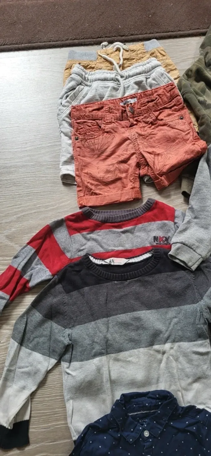 Lot vêtements 3 ans - photo numéro 3