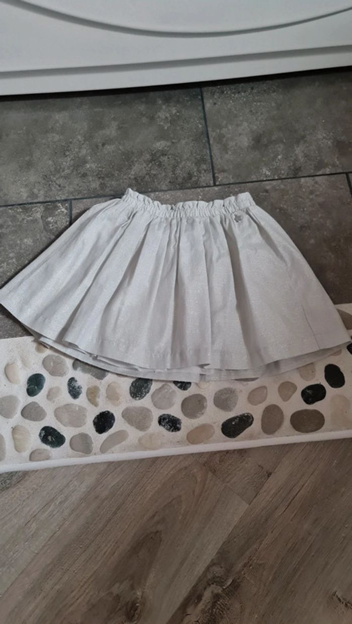 Très jolie jupe sergent major taille 5 ans