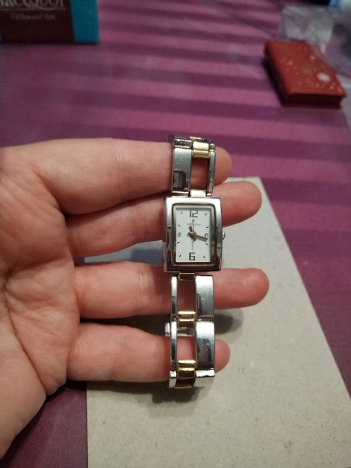 Petite montre femme - photo numéro 3