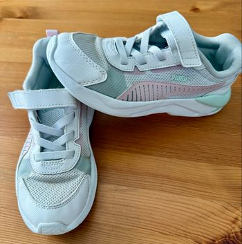 Baskets légères fille « Puma »